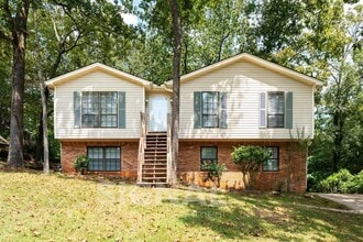 Building Photo - 1304 Shades Run Cir