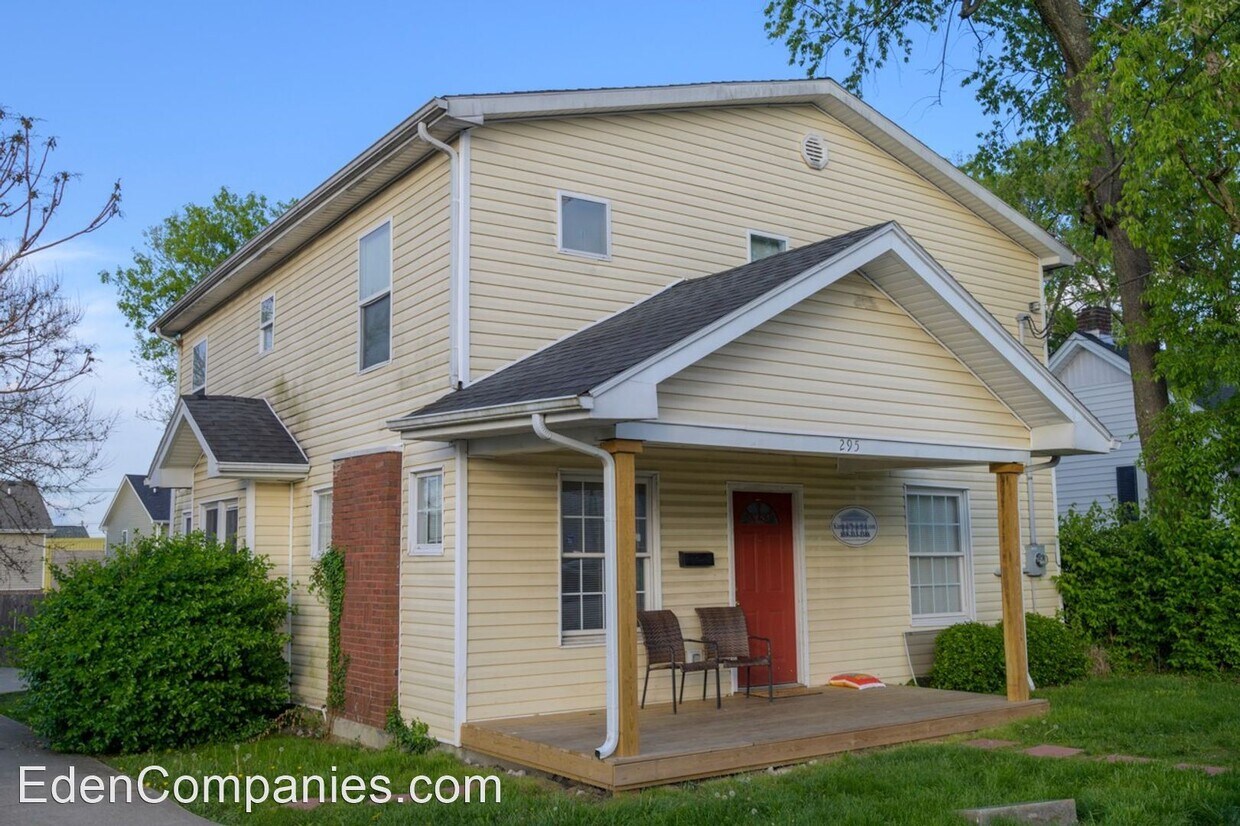 Foto principal - 6 br, 3 bath House - 295 American Ave