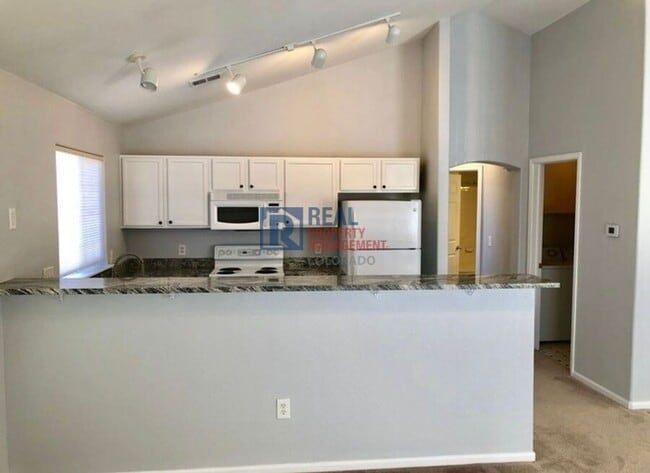 Foto del edificio - 3251 E 103rd Pl