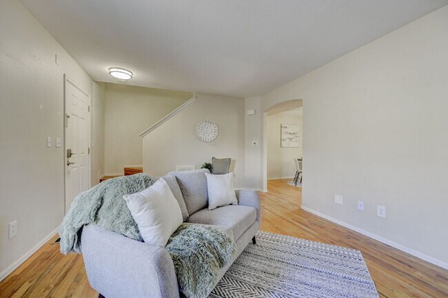 Building Photo - Charming 2-Story Home with Fireplace, Gara...