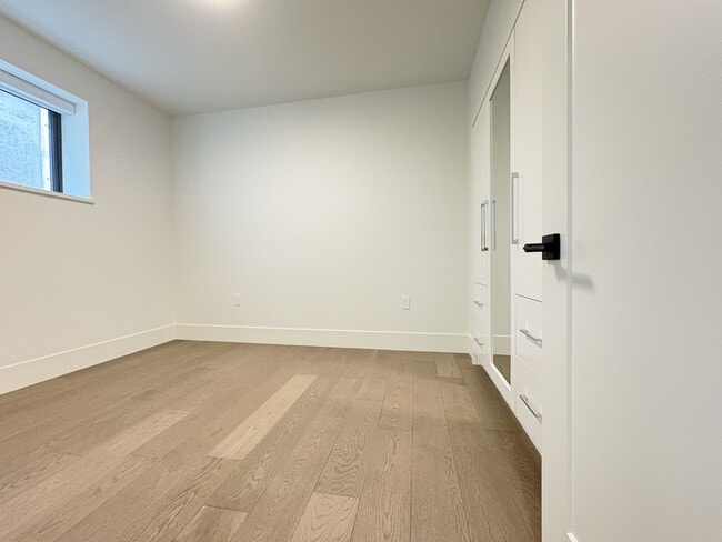 Building Photo - 7495 Aubrey St