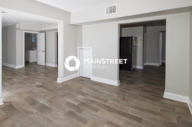 Foto del edificio - 4 Bedroom Pet-Friendly Home in Lake Worth,...