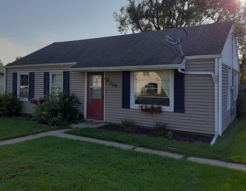 Primary Photo - 208 Wagner St
