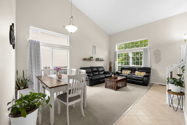 Foto del edificio - 4464 W Swallowtail Dr