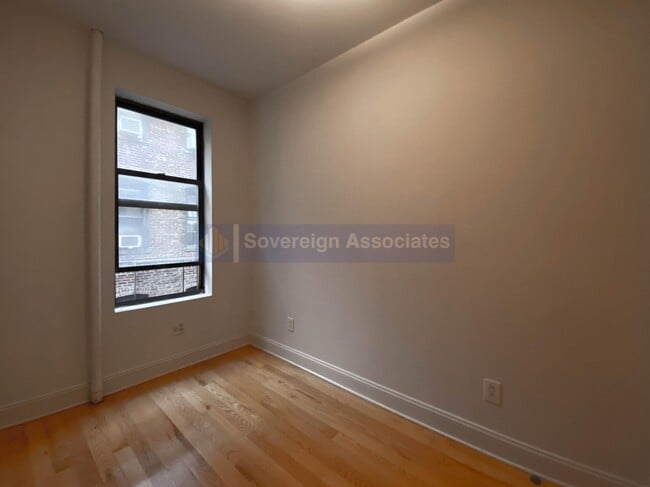 Building Photo - 652 W 163rd St