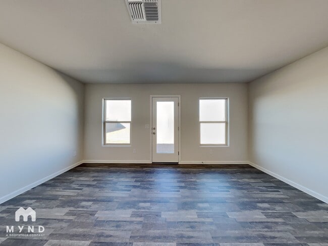 Foto del edificio - 222 S Picacho Heights Rd