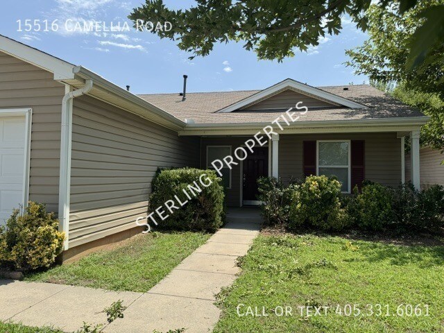 Building Photo - 15516 Camellia Rd