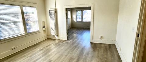 Foto del edificio - 3538 1/2 W 60th St-