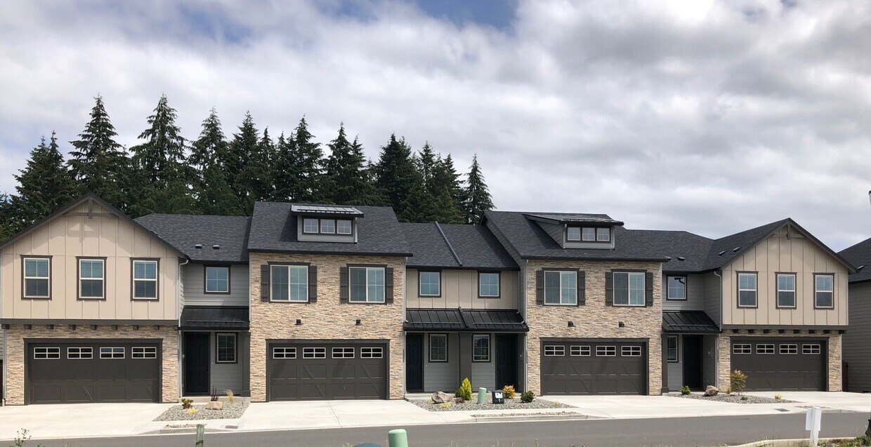 Foto principal - Like New Townhouse
