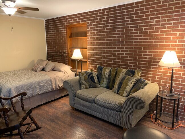 All Included - 156 Lakeshore Dr