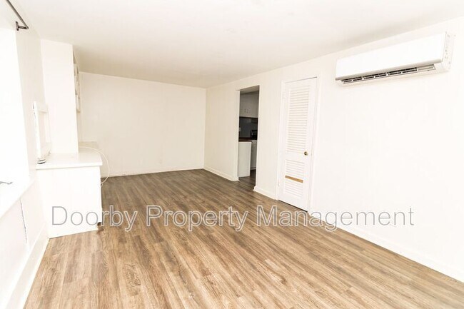 Foto del edificio - 910 S Crest