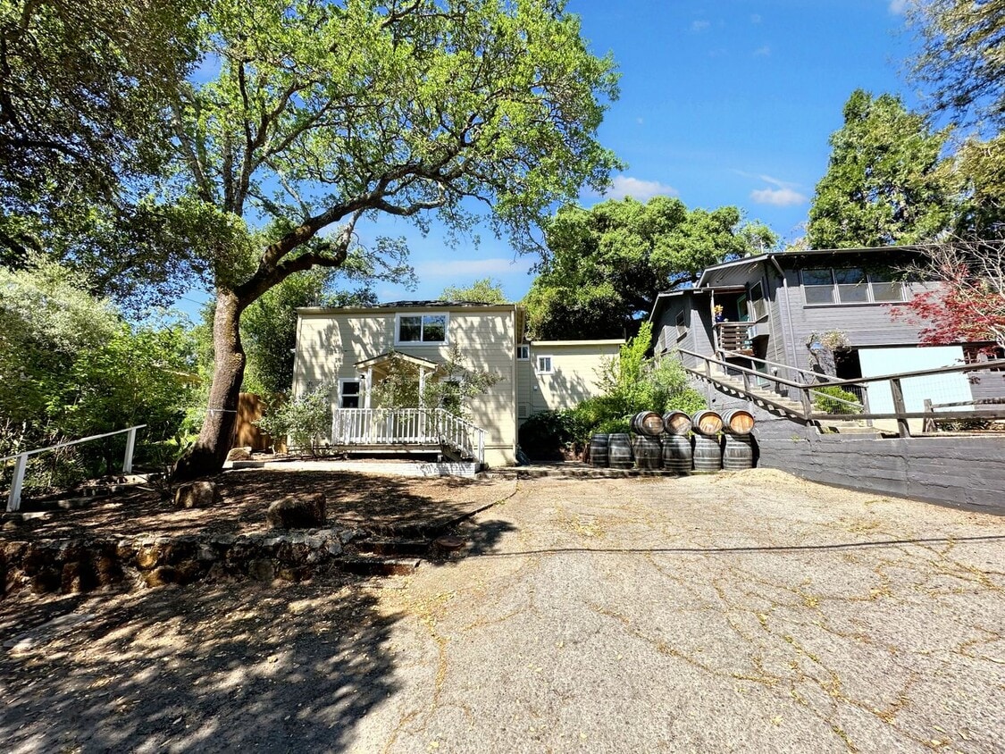Primary Photo - 17353 Park Ave