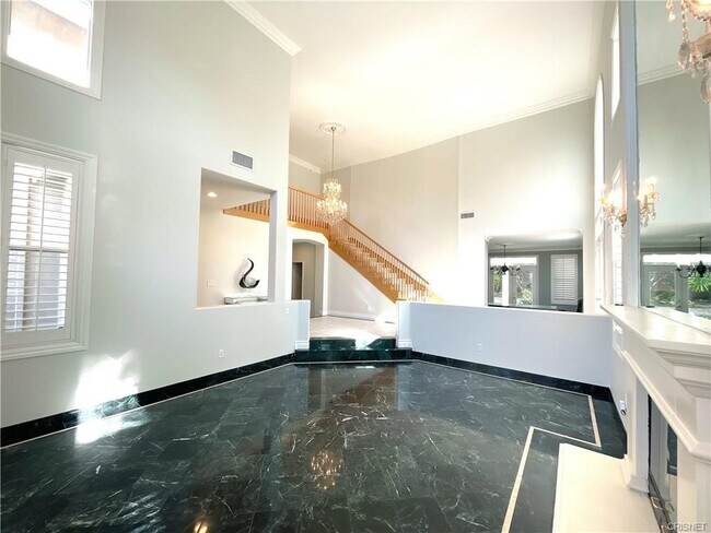 Foto del edificio - 7248 Whitehall Ln
