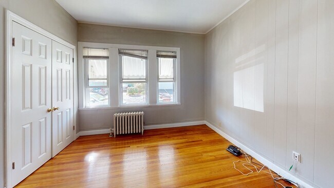 Foto del edificio - 48 Oak St