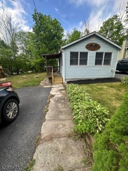 Foto principal - 84 Fairview Dr.