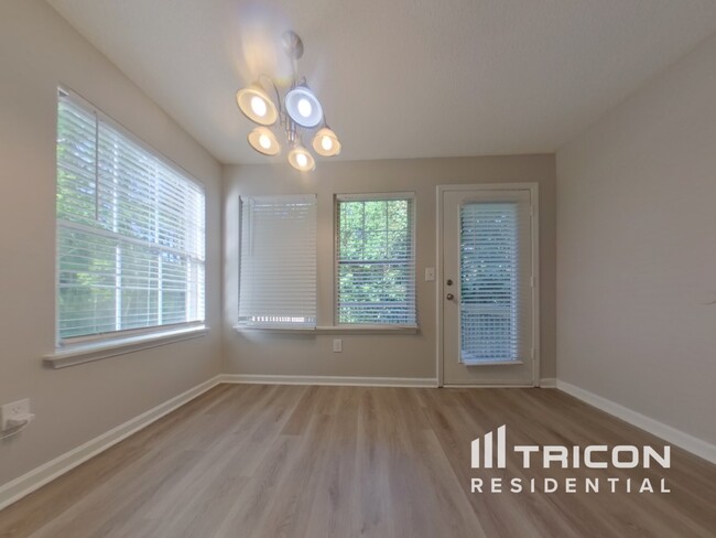 Foto del edificio - 3195 Warrenton Ct