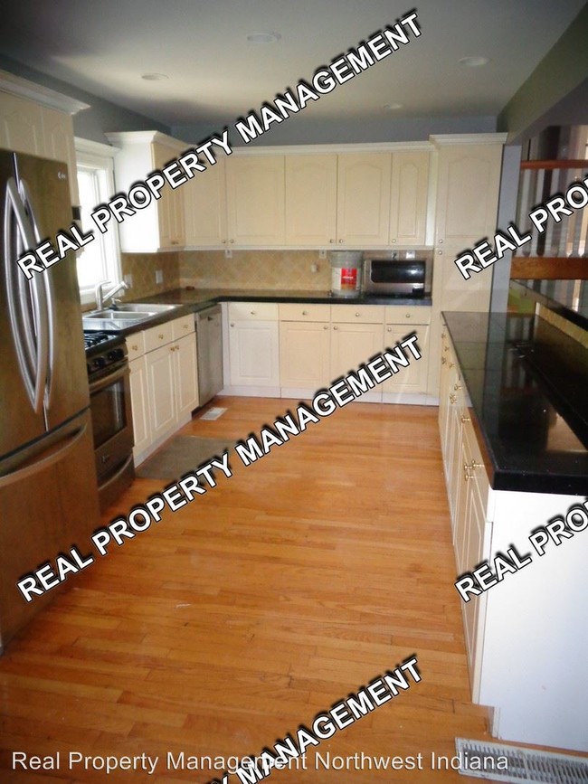 Building Photo - 4 br, 2 bath House - 3126 Devonshire Circle