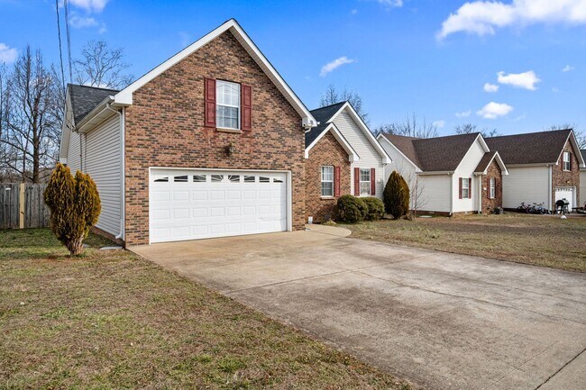 Foto del edificio - Pet Friendly, Bonus Room and Fenced Backyard!