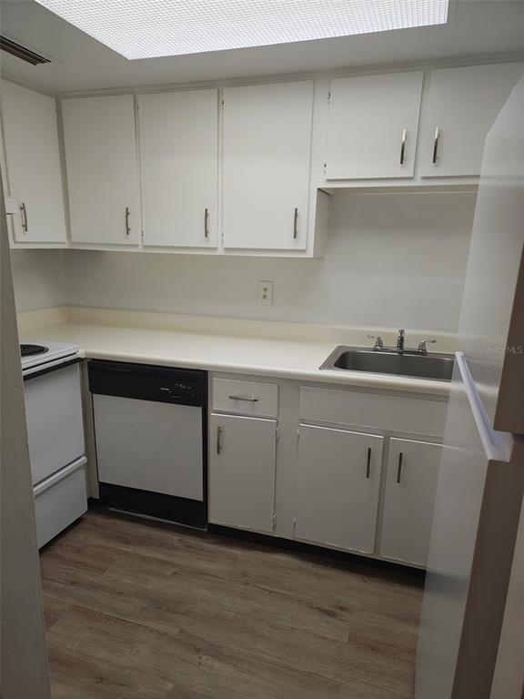 Building Photo - 551 Flemming Way