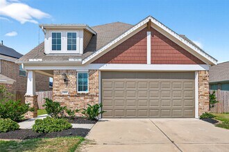 Building Photo - 29897 Dovetail Blf Ln