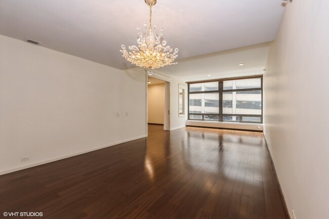 Building Photo - 680 N Lake Shore Dr