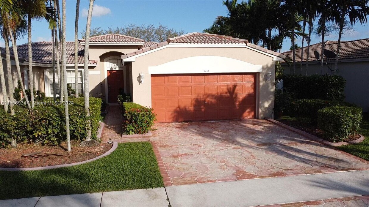 Primary Photo - 2133 SW 119th Ave