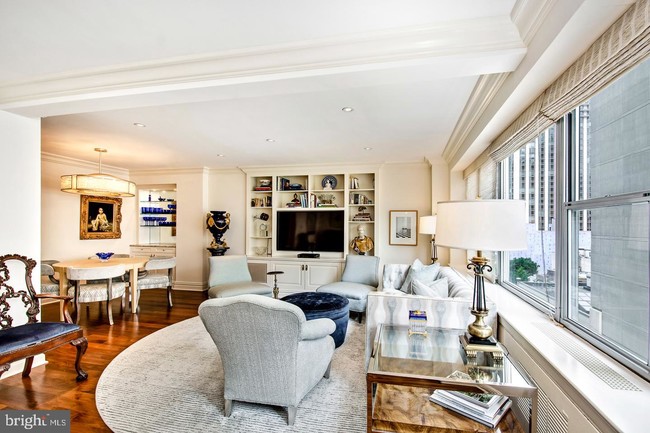 Foto del edificio - 220 W Rittenhouse Square
