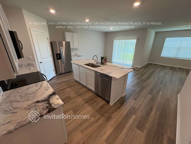 Building Photo - 18116 Canopy Pl