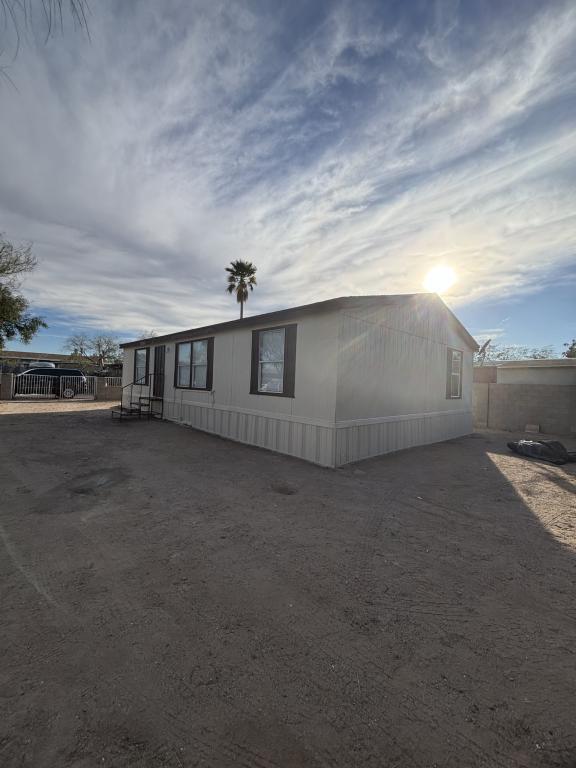 Building Photo - 5521 S Bonney Ave