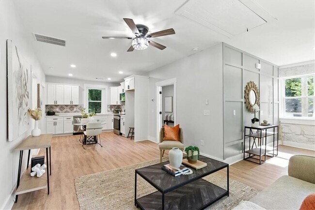 Foto del edificio - 1441 Ezra Church Dr NW