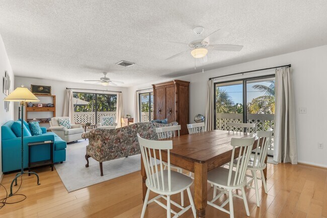 Foto del edificio - 200 Pilot St