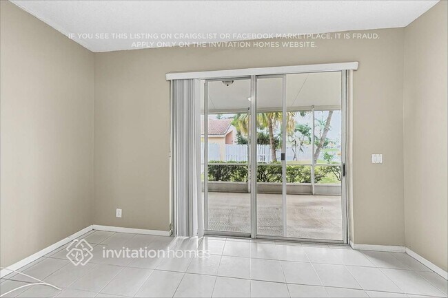 Foto del edificio - 7697 Springfield Lake Dr