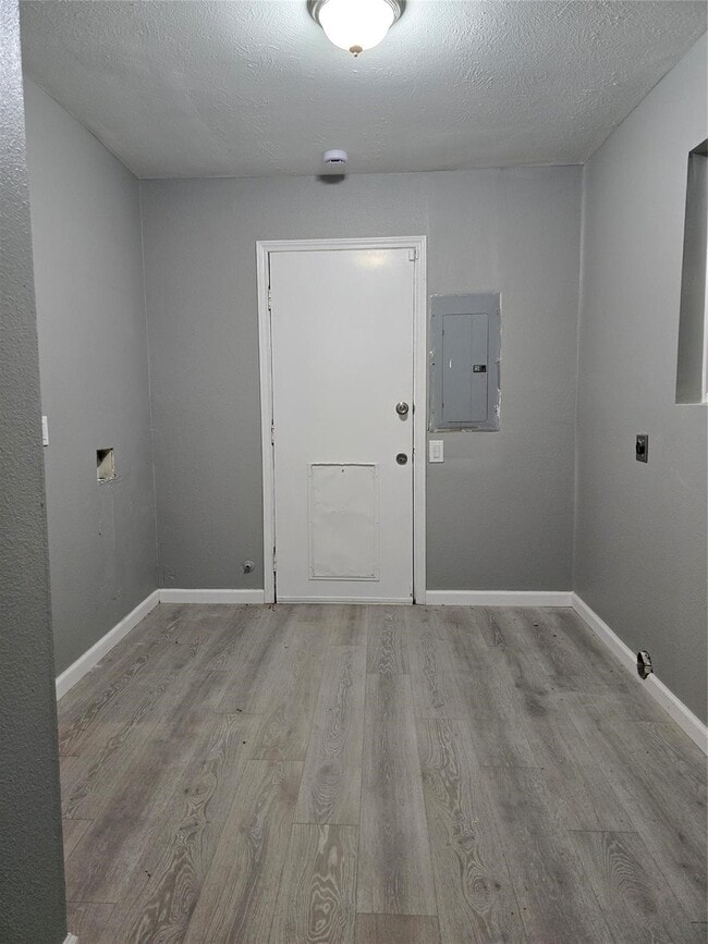 Foto del edificio - 9938 Kittrell St