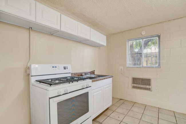 Foto del edificio - 4709 Maxwell