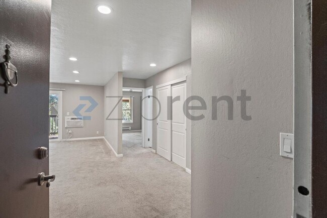 Foto del edificio - 1085 Murrieta Blvd