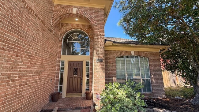 Building Photo - 7319 Mountain Valley Dr
