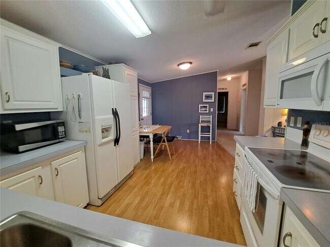Building Photo - 3432 State Rd 580