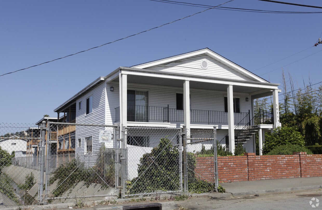 Building Photo - Colonial Manor Apartments
