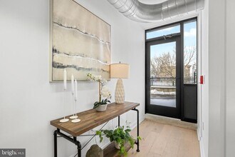 Building Photo - 36 N Narberth Ave