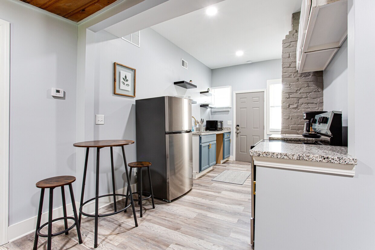 Foto principal - 3625 Herschel Rd