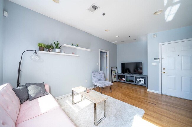 Foto del edificio - 254 6th St