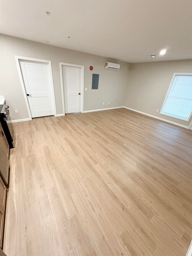 Foto del edificio - 15 Mountain Rd