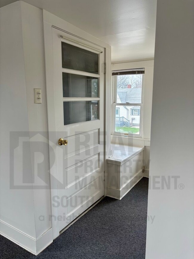 Building Photo - 430 Keilman St