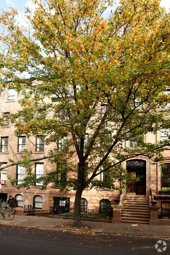 Building Photo - 93 Joralemon St