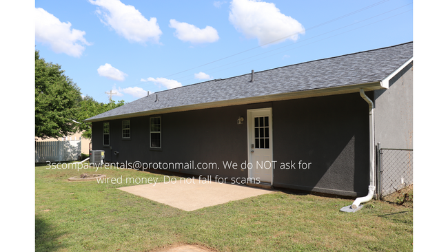 Building Photo - 1221 Patton Pl