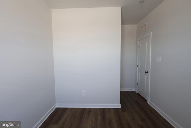 Foto del edificio - 5014 Henry King Wy