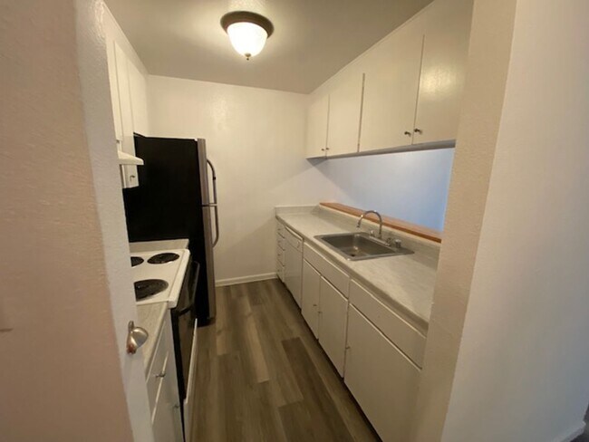 Foto del edificio - 2159 Shelter Creek Ln