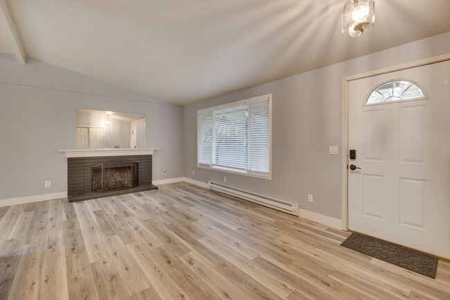 Building Photo - North Edmonds Rental Available Now!