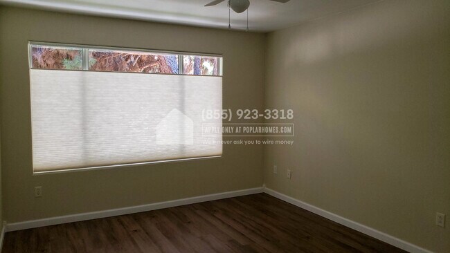 Building Photo - 3079 Key Largo Dr