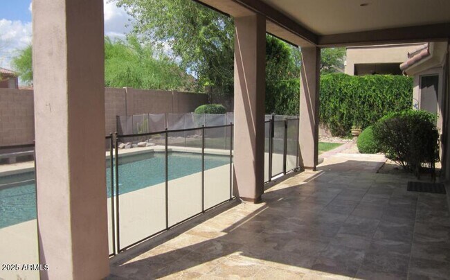 Foto del edificio - 10384 E Rosemary Ln